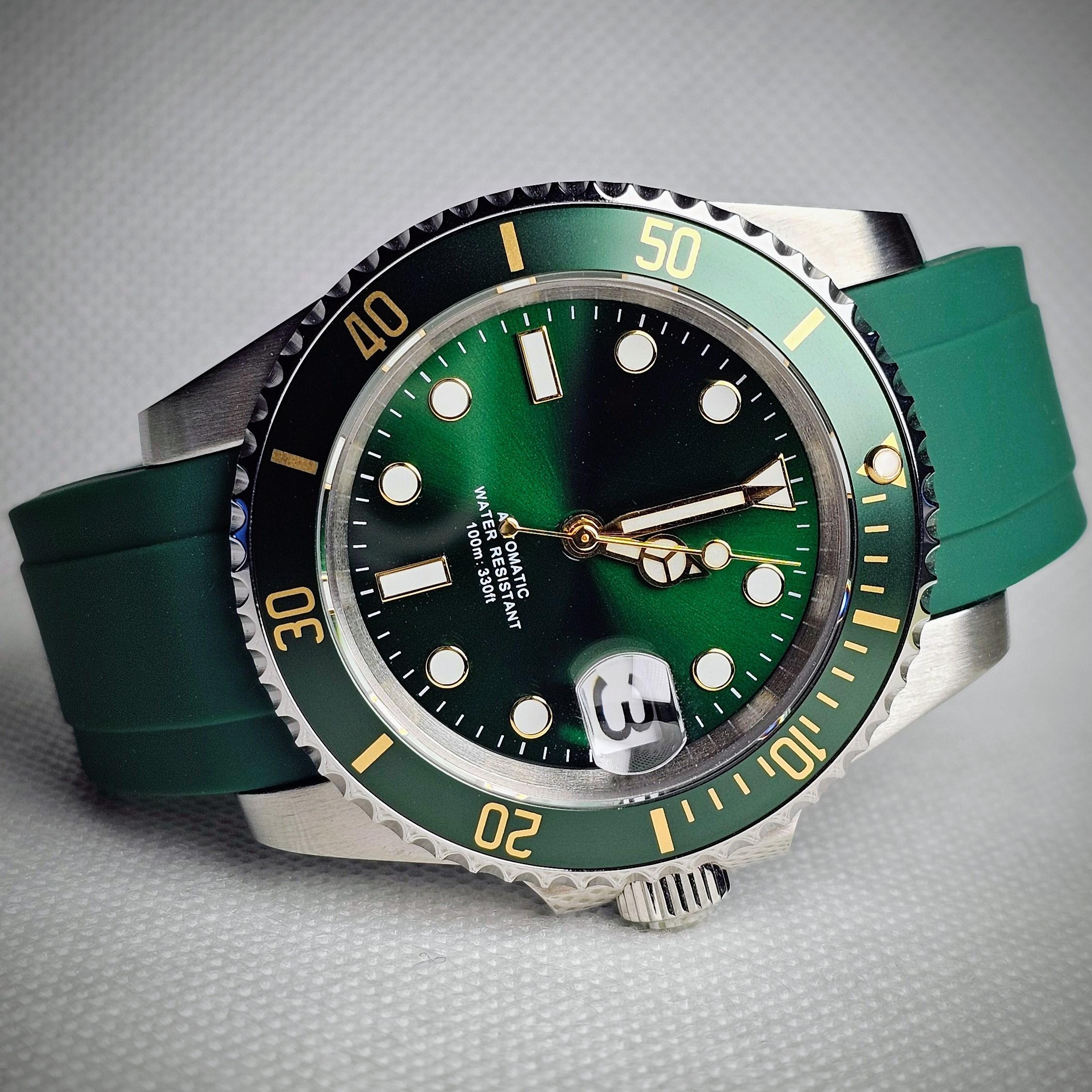 Submariner style homage watch with diver bezel and black dial